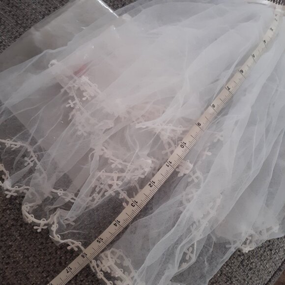 Girls First Communion Veil - White Holy 1st Communion Headpiece - Picture 6 of 15